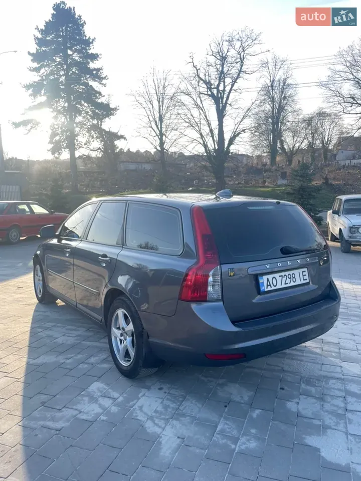 Volvo V50 2009 photo 4