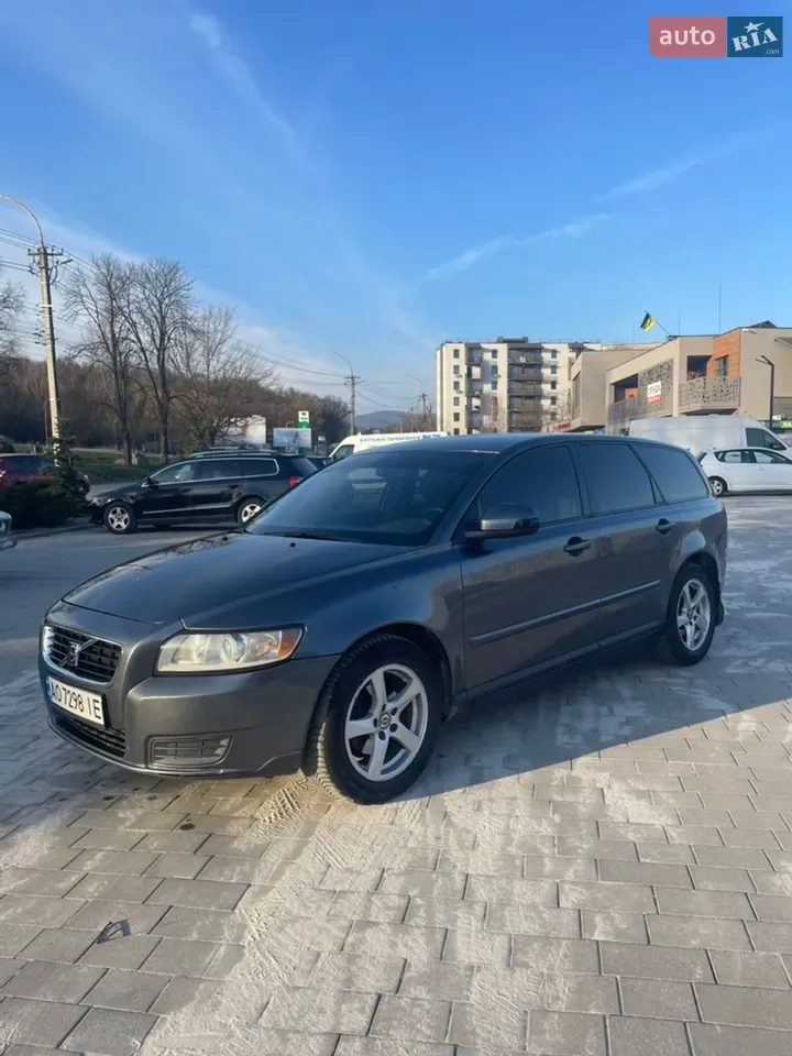 Volvo V50 2009 photo 3