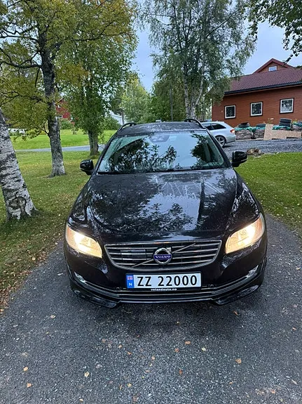 Volvo V70 2015 photo 2