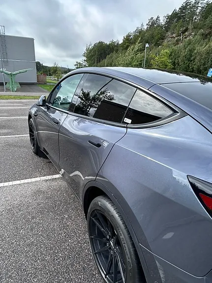 Tesla Model Y 2021 photo 5