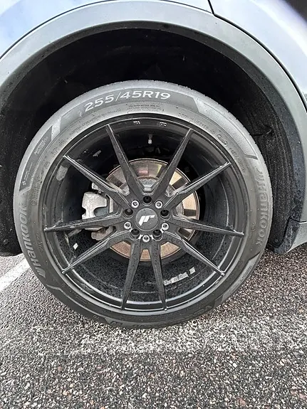 Tesla Model Y 2021 photo 3
