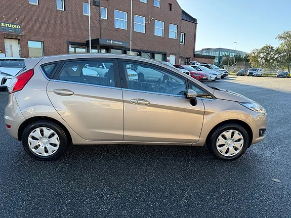 Ford Fiesta 2017 photo 5