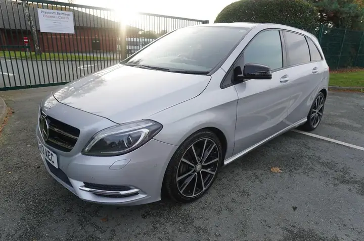 Mercedes-Benz B-Class 2013 photo 3