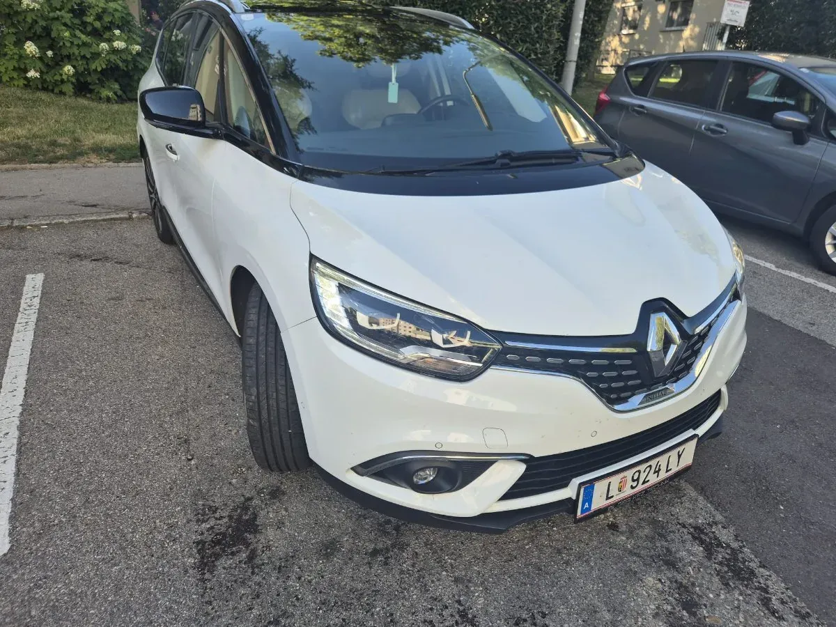 Renault Grand Scénic 2017 photo 2