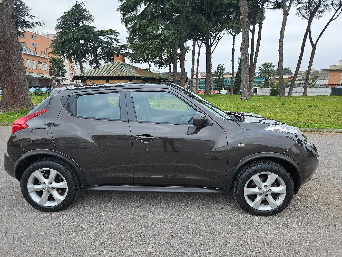 Nissan Juke 2011 photo 3