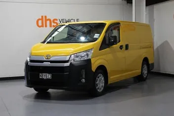 Toyota Hiace 2020 photo 4