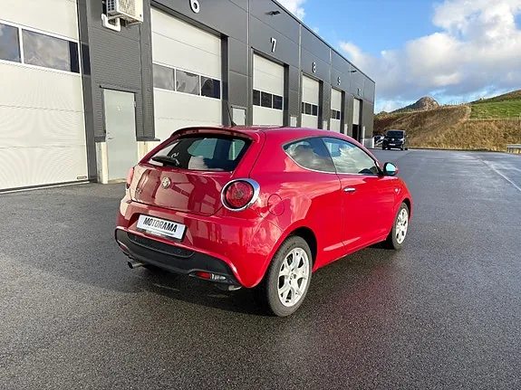 Alfa Romeo Mito 2013 photo 3