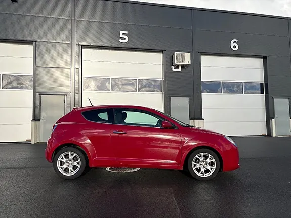 Alfa Romeo Mito 2013 photo 2