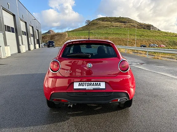 Alfa Romeo Mito 2013 photo 4