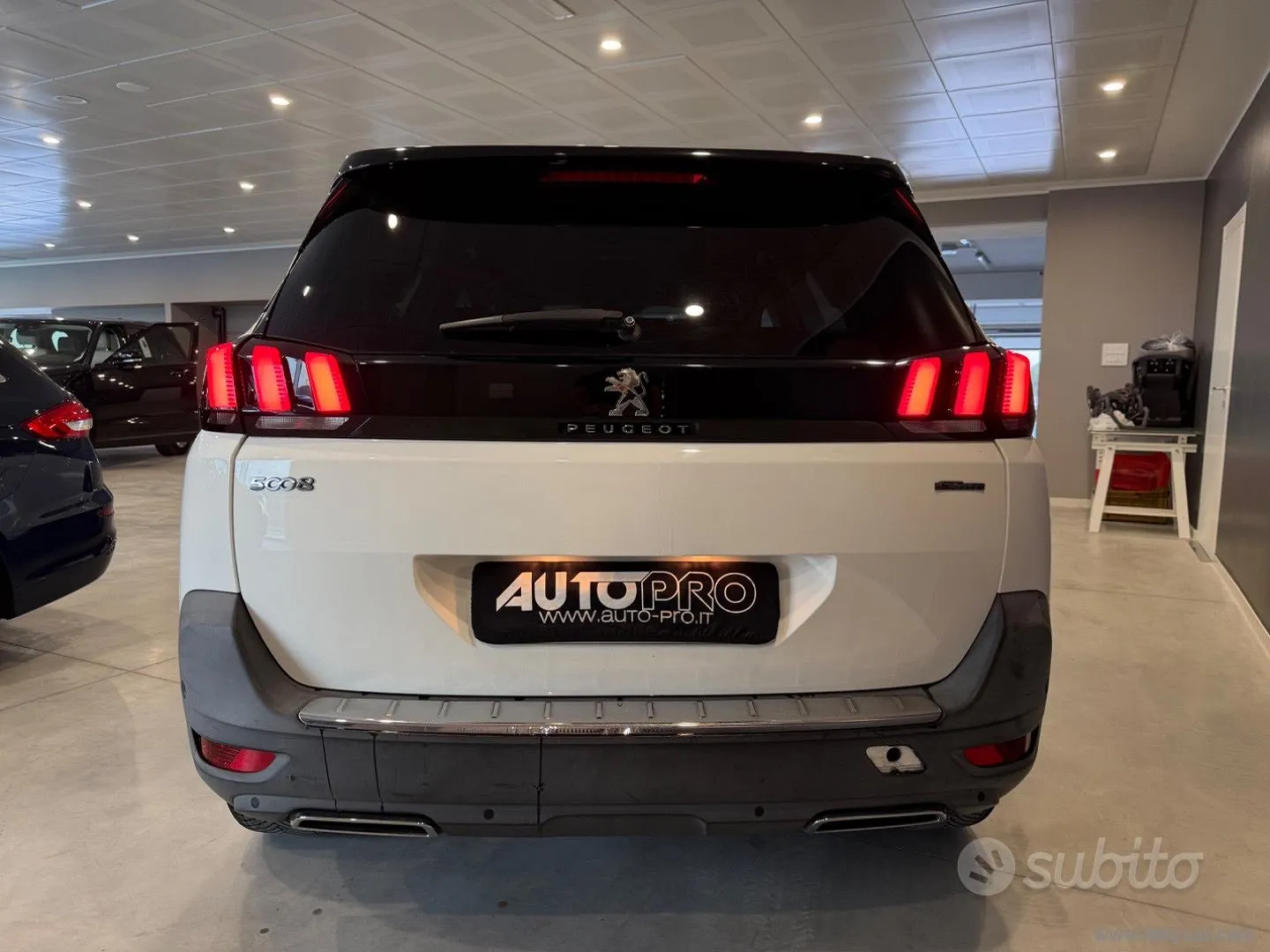 Peugeot 5008 2018 photo 3