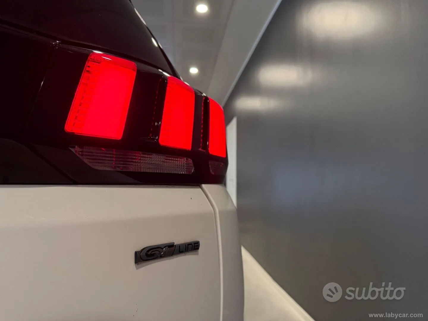 Peugeot 5008 2018 photo 5
