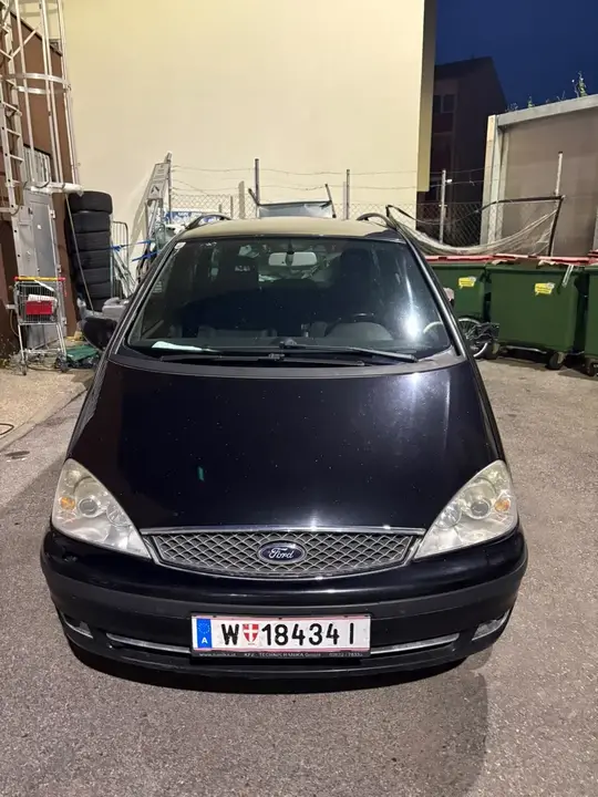 Ford Galaxy 2006 photo 2
