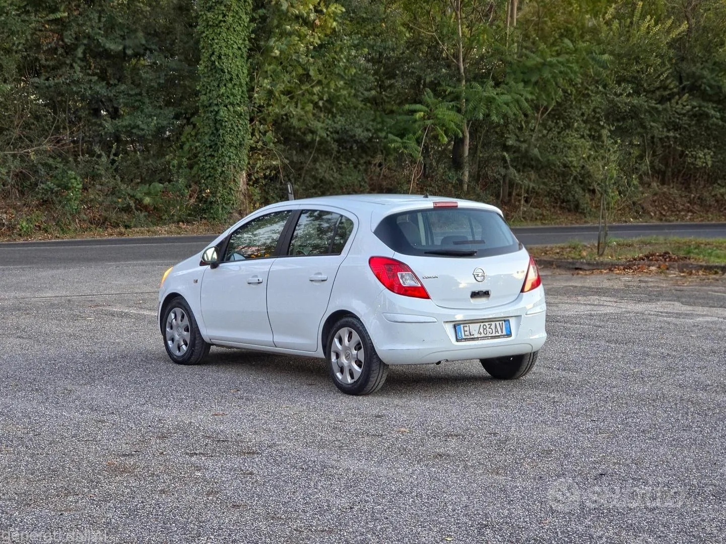 Opel Corsa 2012 photo 4