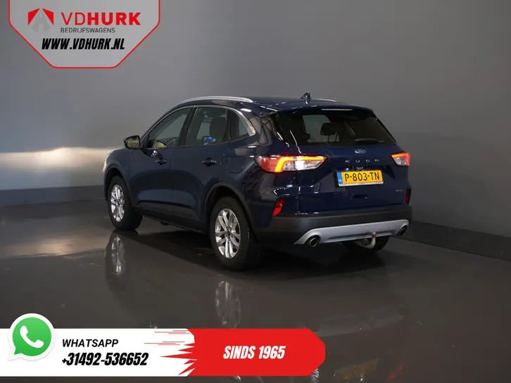 Ford Kuga 2022 photo 2
