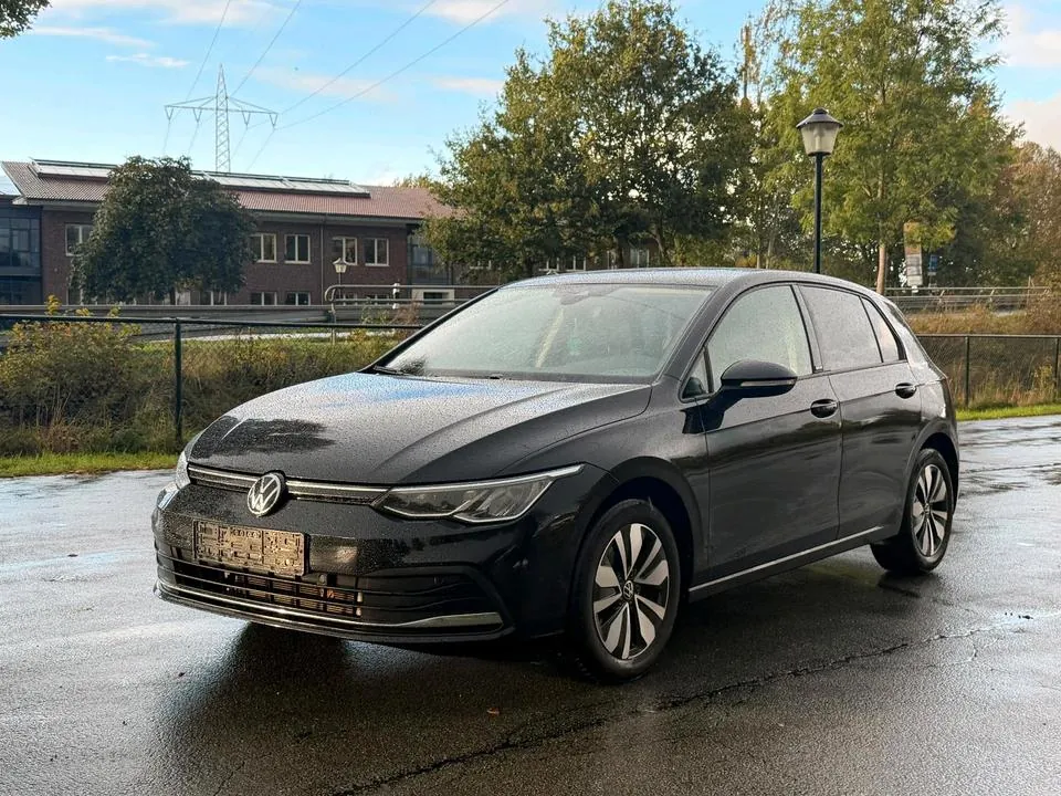 Volkswagen Golf 8