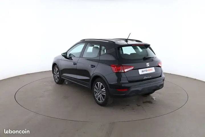 Seat Arona 2025 photo 2