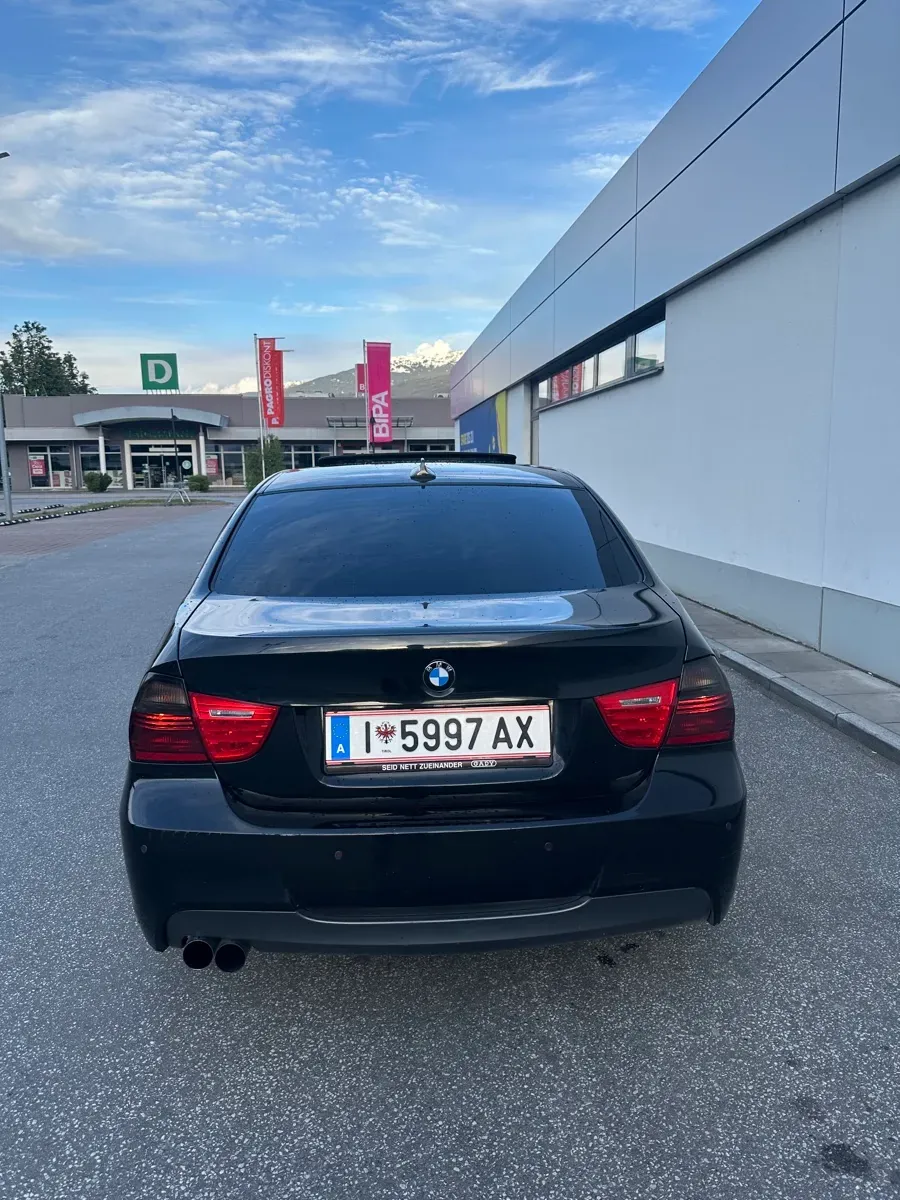 BMW 3 Series 2006 photo 2