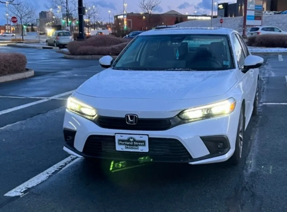 Honda Civic 2023 photo 2