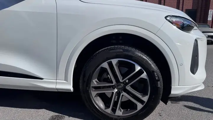 Audi Q5 2025 photo 5