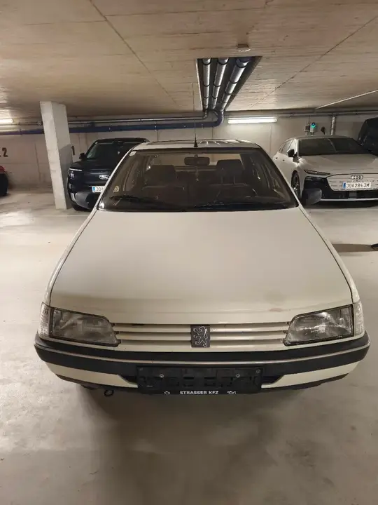 Peugeot 405