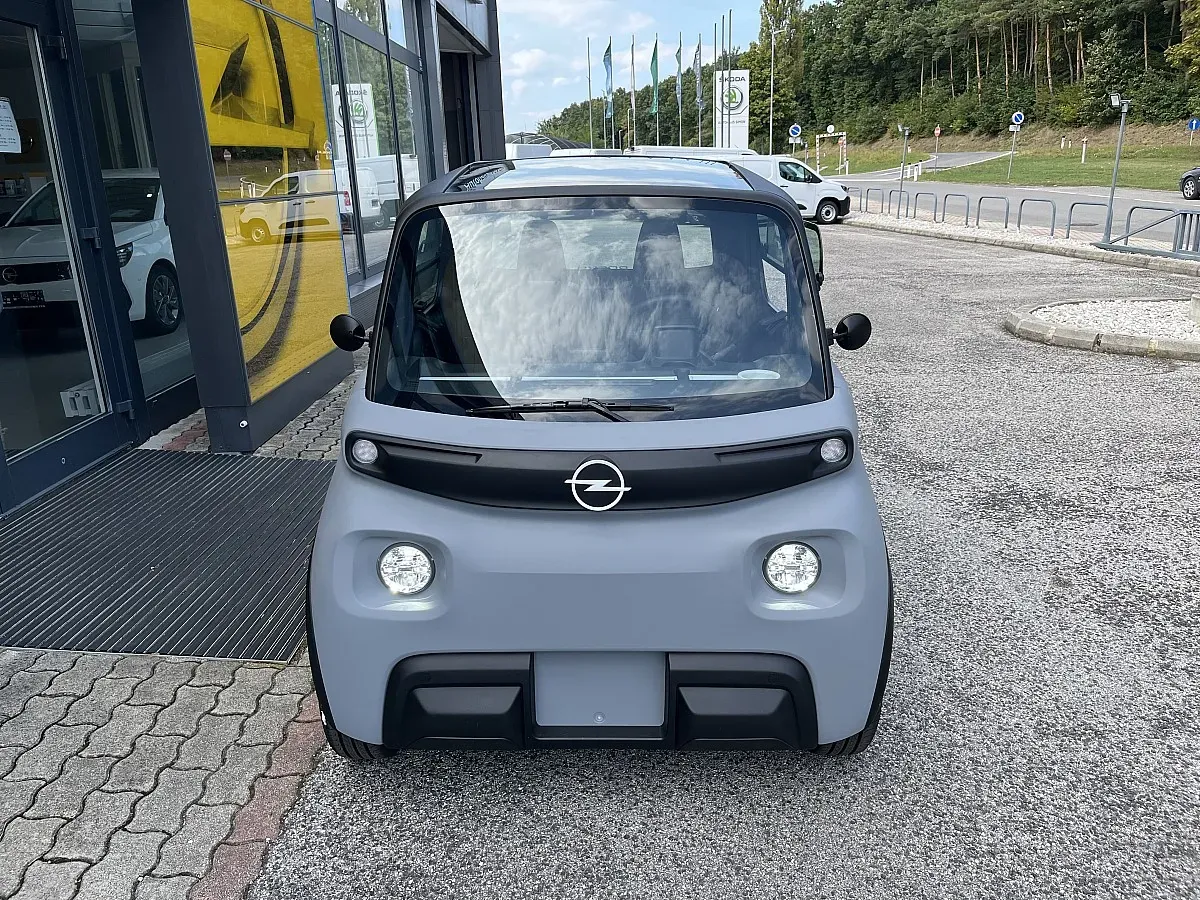 Opel Rocks photo 2