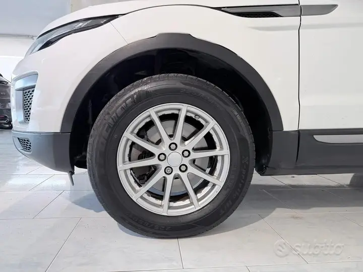 Land Rover Range Rover Evoque 2017 photo 5