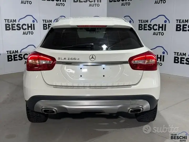 Mercedes-Benz Gla 2015 photo 2