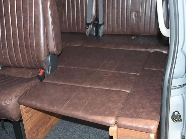 Toyota Hiace 2021 photo 2