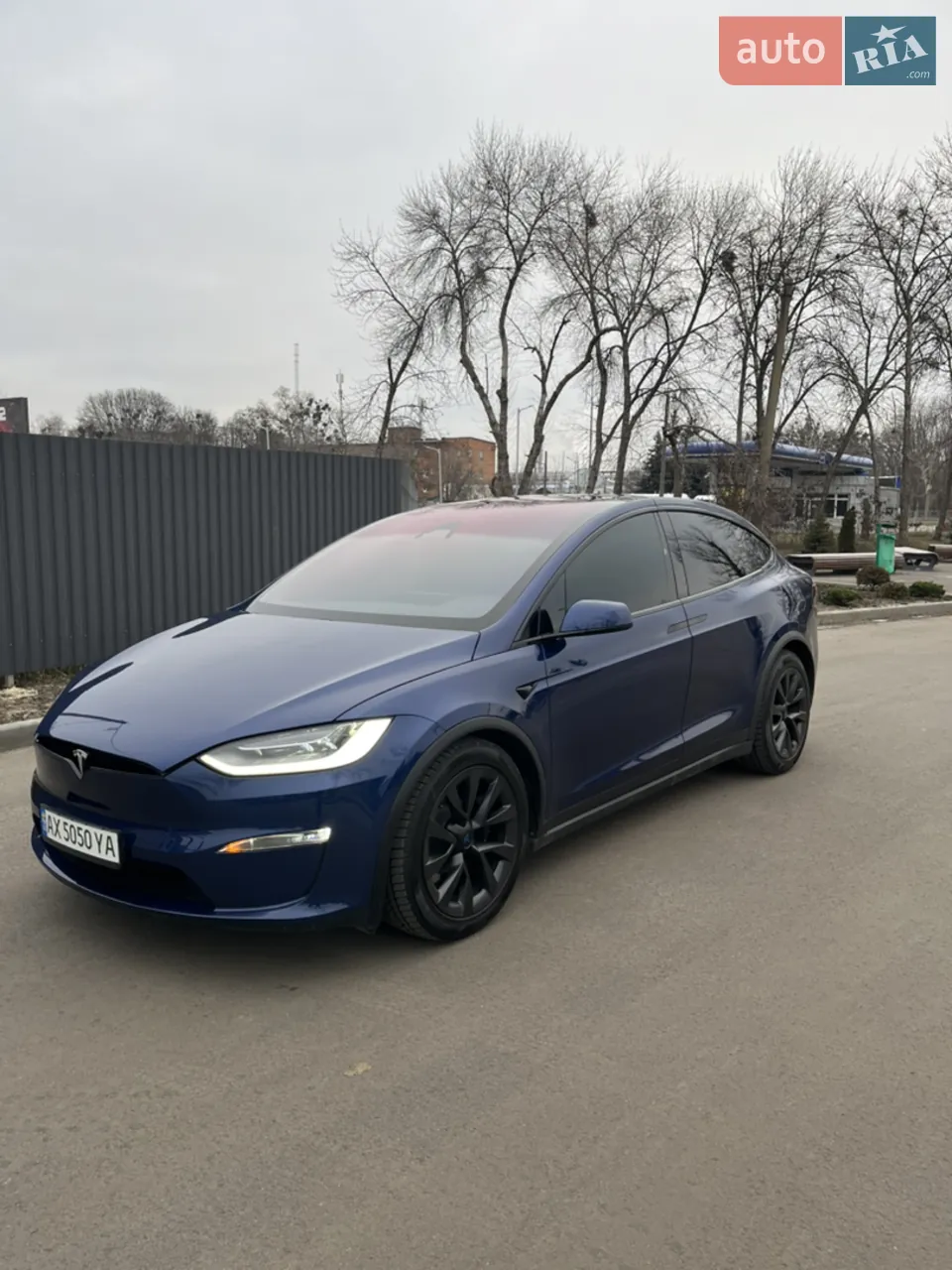 Tesla Model X 2023 photo 2