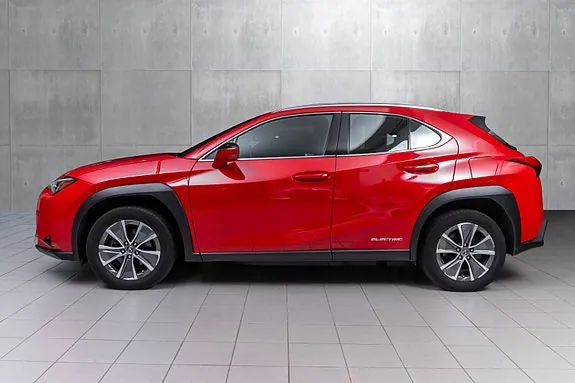 Lexus Ux300E 2022 photo 3