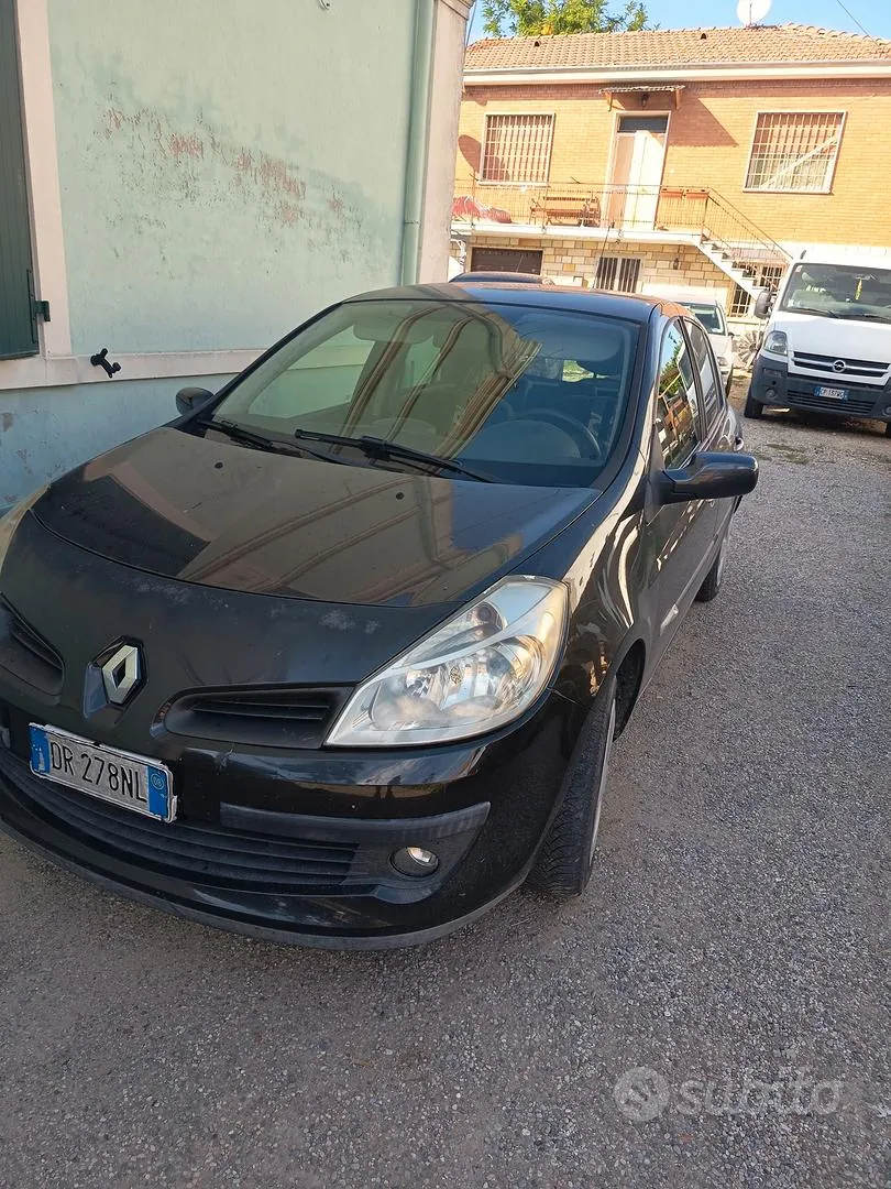 Renault Clio 2008 photo 3