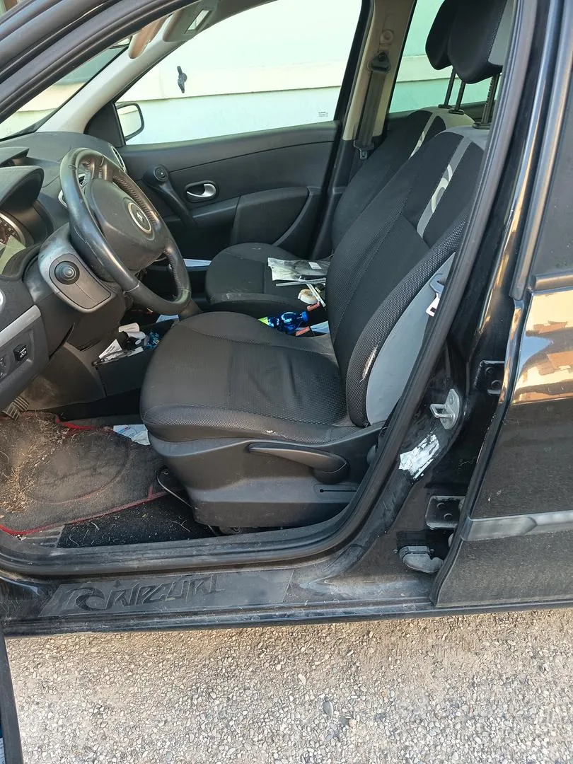 Renault Clio 2008 photo 5