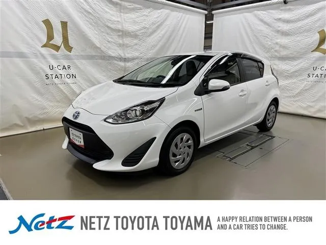 Toyota Aqua L