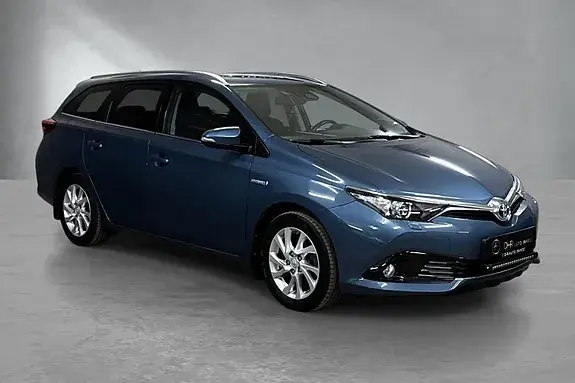Toyota Auris 2018 photo 3