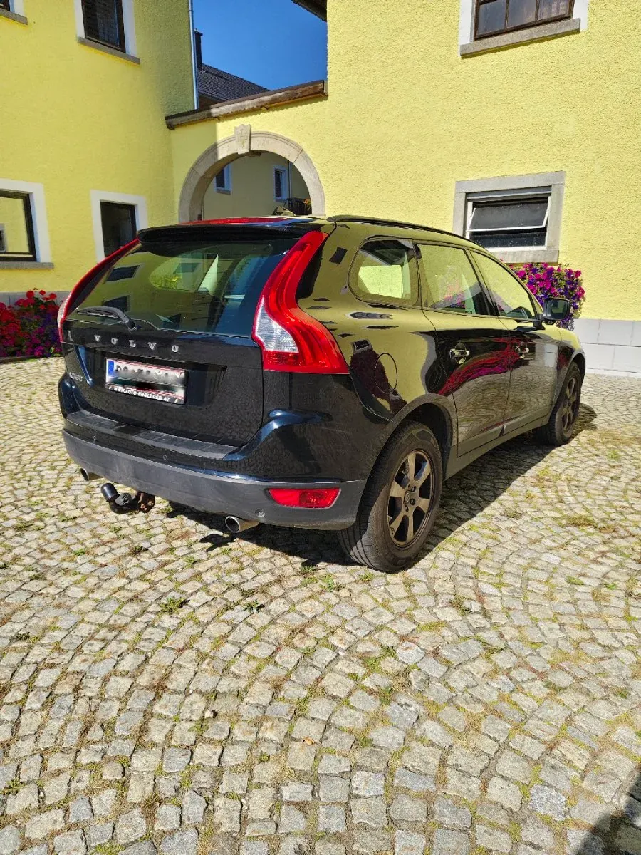 Volvo Xc60 2011 photo 2