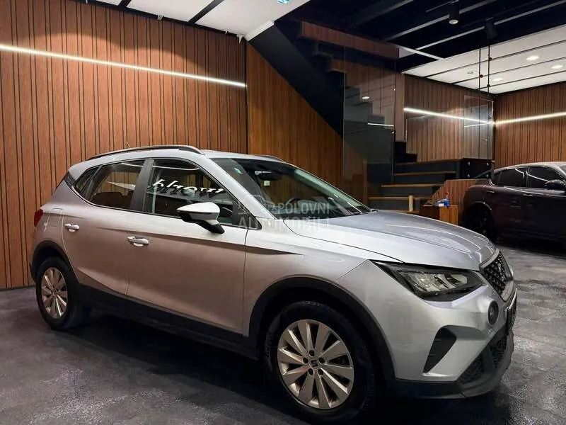 Seat Arona 2024 photo 3