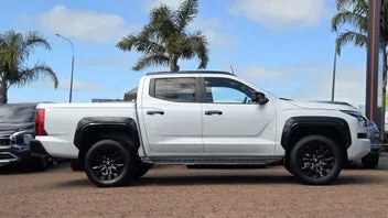 Mitsubishi Triton 2026 photo 5