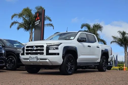 Mitsubishi Triton