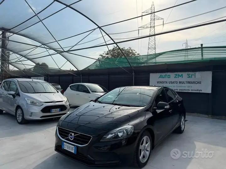 Volvo V40 2015 photo 2