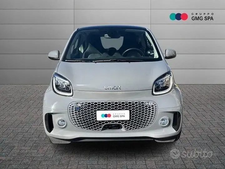 Smart Fortwo 2023 photo 2
