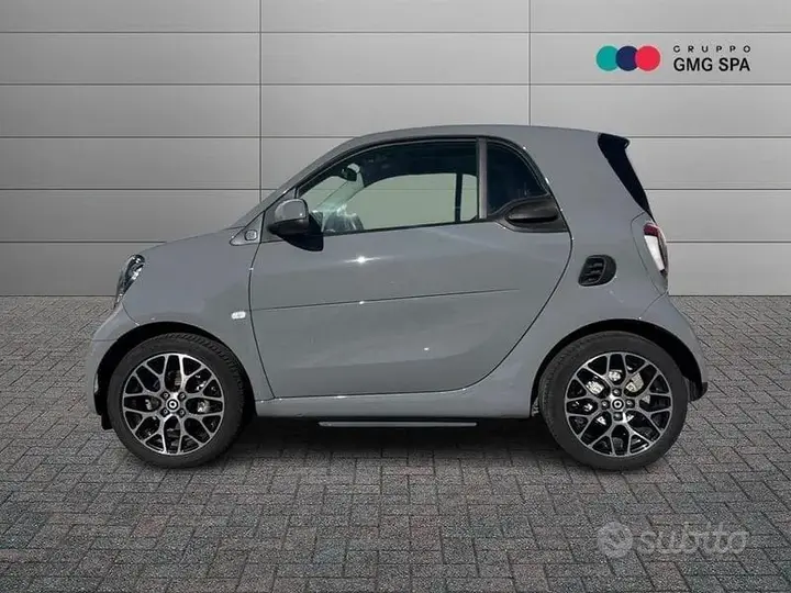 Smart Fortwo 2023 photo 5