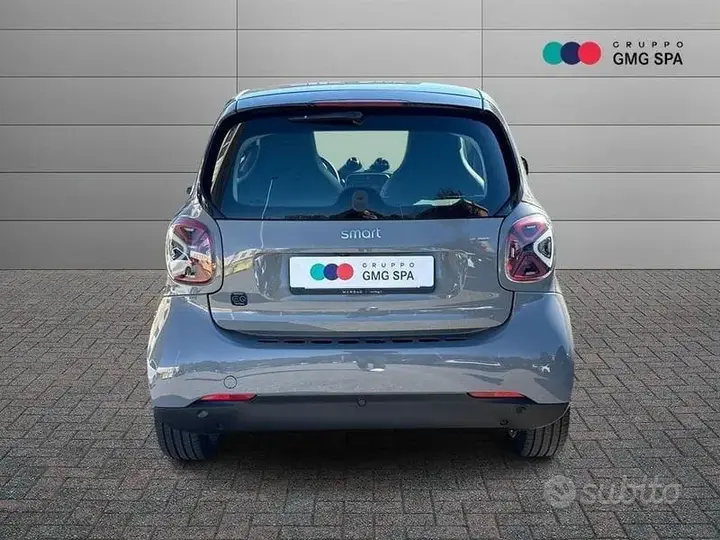 Smart Fortwo 2023 photo 4