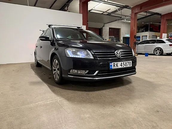 Volkswagen Passat 2012 photo 4