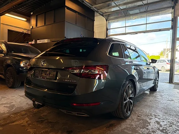 Skoda Superb 2019 photo 4