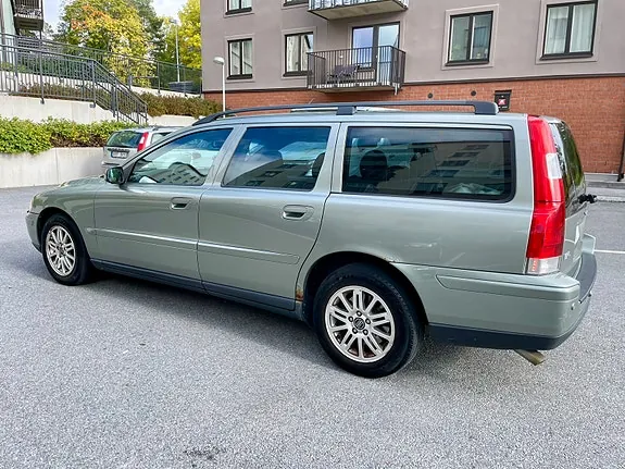 Volvo V70 2006 photo 3