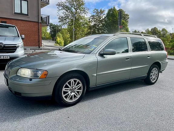 Volvo V70 2006 photo 2