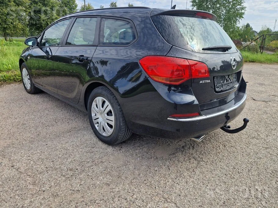 Opel Astra 2015 photo 4