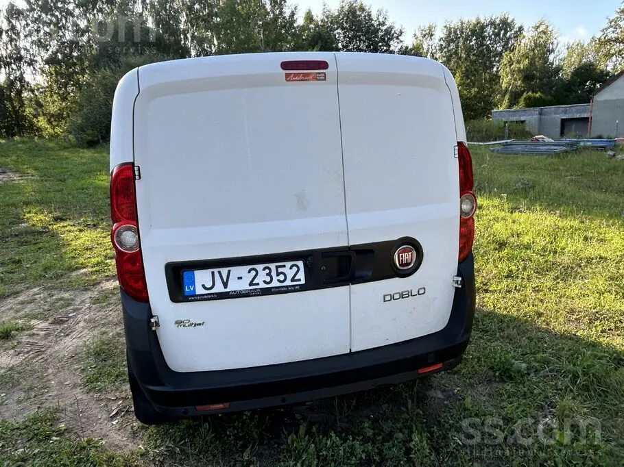 Fiat Doblo 2015 photo 4