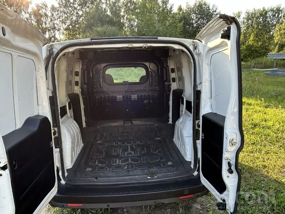 Fiat Doblo 2015 photo 5