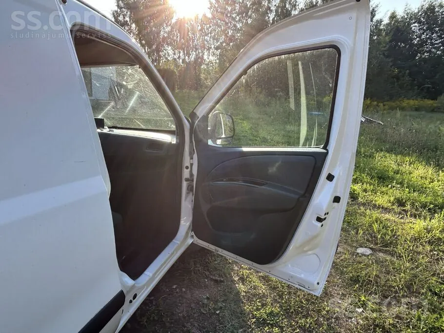 Fiat Doblo 2015 photo 3